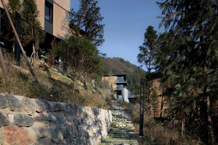 BIM建筑|生长与对话:贵州龙塘精准扶贫设计实践 / gad · line+ studio BIM建筑|生长与对话:贵州龙塘精准扶贫设计实践 / gad · line+ studio