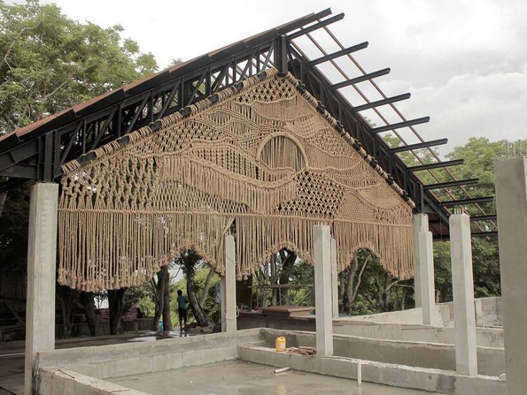 BIM建筑|巴厘岛海边的流苏“披风” ,传统手工艺的温度 / Agnes Hansella BIM建筑|巴厘岛海边的流苏“披风” ,传统手工艺的温度 / Agnes Hansella
