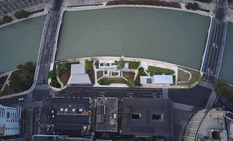 BIM建筑|上海苏州河中石化加油站改造 / 同济原作设计工作室 BIM建筑|上海苏州河中石化加油站改造 / 同济原作设计工作室