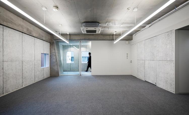 BIM建筑|荒川大厦,交叠楼梯以纯“凹造型”的居住办公大厦 / 日建设计 BIM建筑|荒川大厦,交叠楼梯以纯“凹造型”的居住办公大厦 / 日建设计