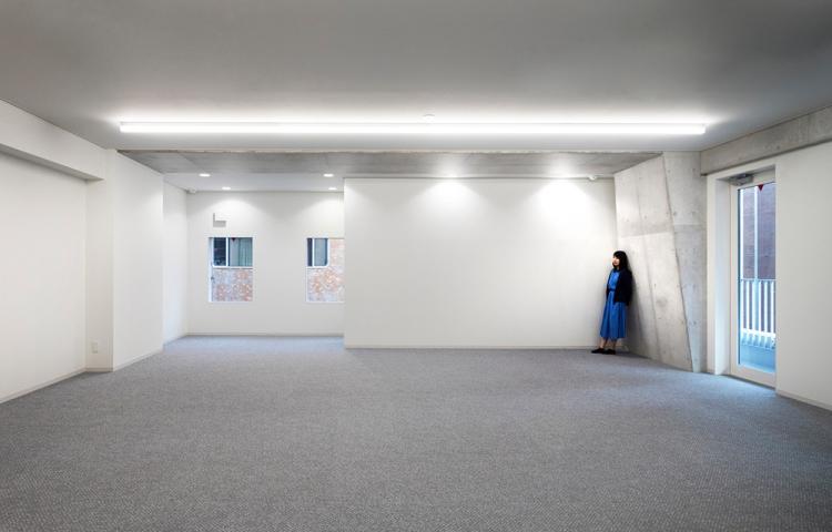 BIM建筑|荒川大厦,交叠楼梯以纯“凹造型”的居住办公大厦 / 日建设计 BIM建筑|荒川大厦,交叠楼梯以纯“凹造型”的居住办公大厦 / 日建设计