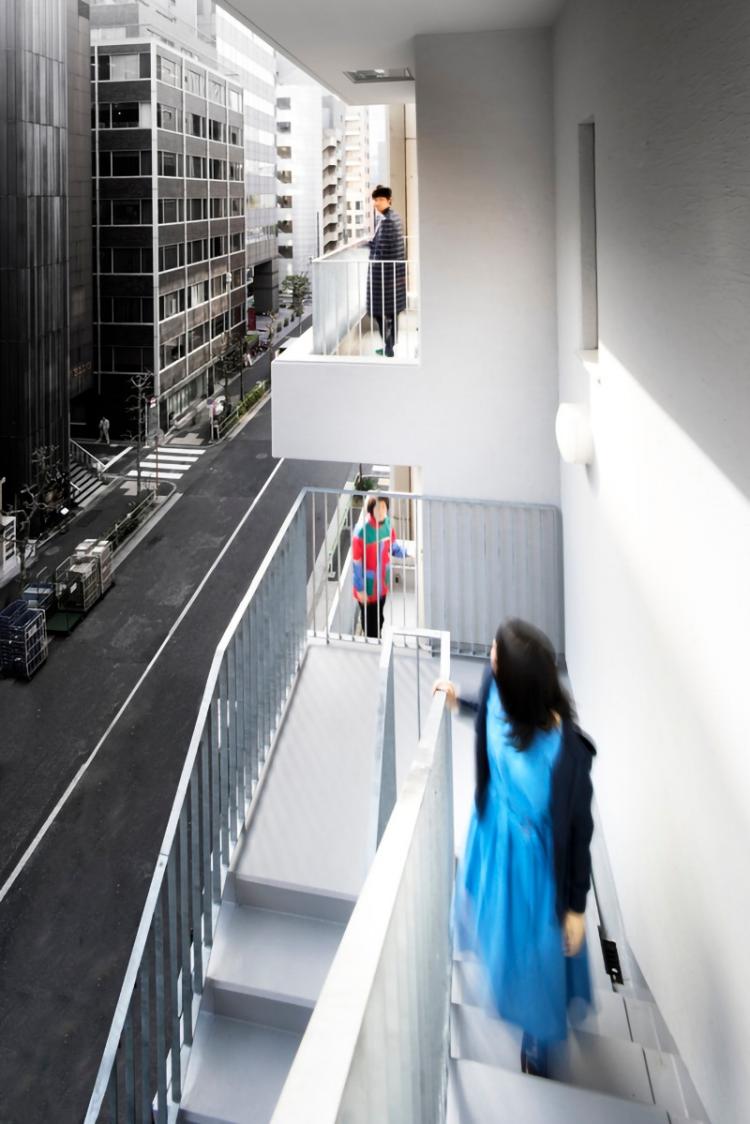 BIM建筑|荒川大厦,交叠楼梯以纯“凹造型”的居住办公大厦 / 日建设计 BIM建筑|荒川大厦,交叠楼梯以纯“凹造型”的居住办公大厦 / 日建设计