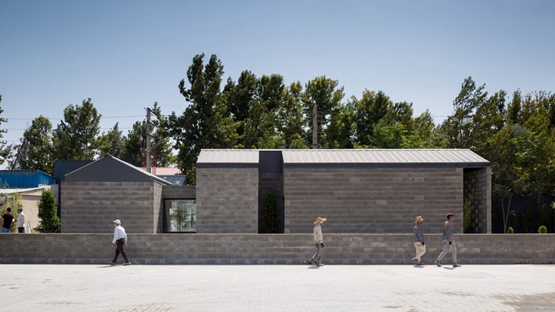 BIM建筑|伊朗胡巴设计群在水池和绿地周围布置混凝土展厅 BIM视界 第1张-BIM建筑网 BIM建筑|伊朗胡巴设计群在水池和绿地周围布置混凝土展厅 BIM视界 第1张