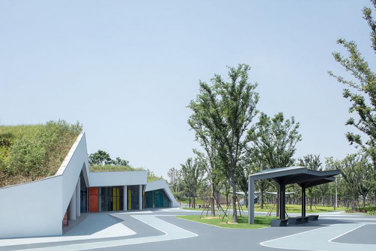 BIM建筑|江阴市滨江公园 中国,江苏 / BAU建筑与城市设计事务所 建筑鉴赏 第23张-BIM建筑网 BIM建筑|江阴市滨江公园 中国,江苏 / BAU建筑与城市设计事务所 建筑鉴赏 第23张