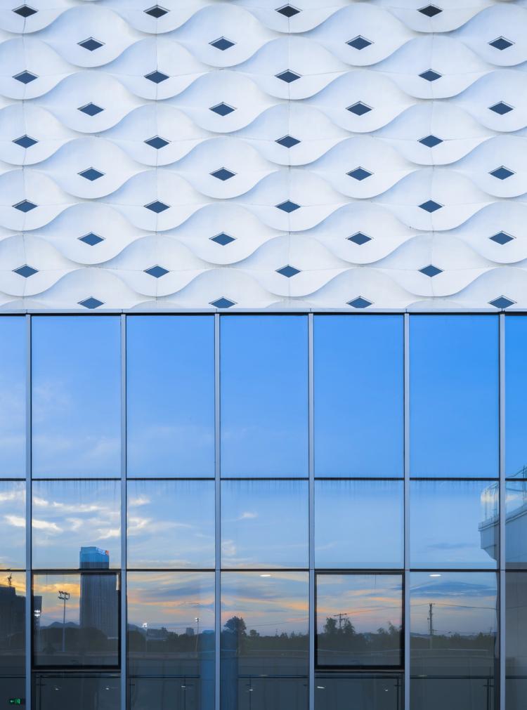 BIM建筑|虎丘山麓,新城北部:金阊新城体育馆 / 中衡设计集团 建筑鉴赏 第13张-BIM建筑网 BIM建筑|虎丘山麓,新城北部:金阊新城体育馆 / 中衡设计集团 建筑鉴赏 第13张