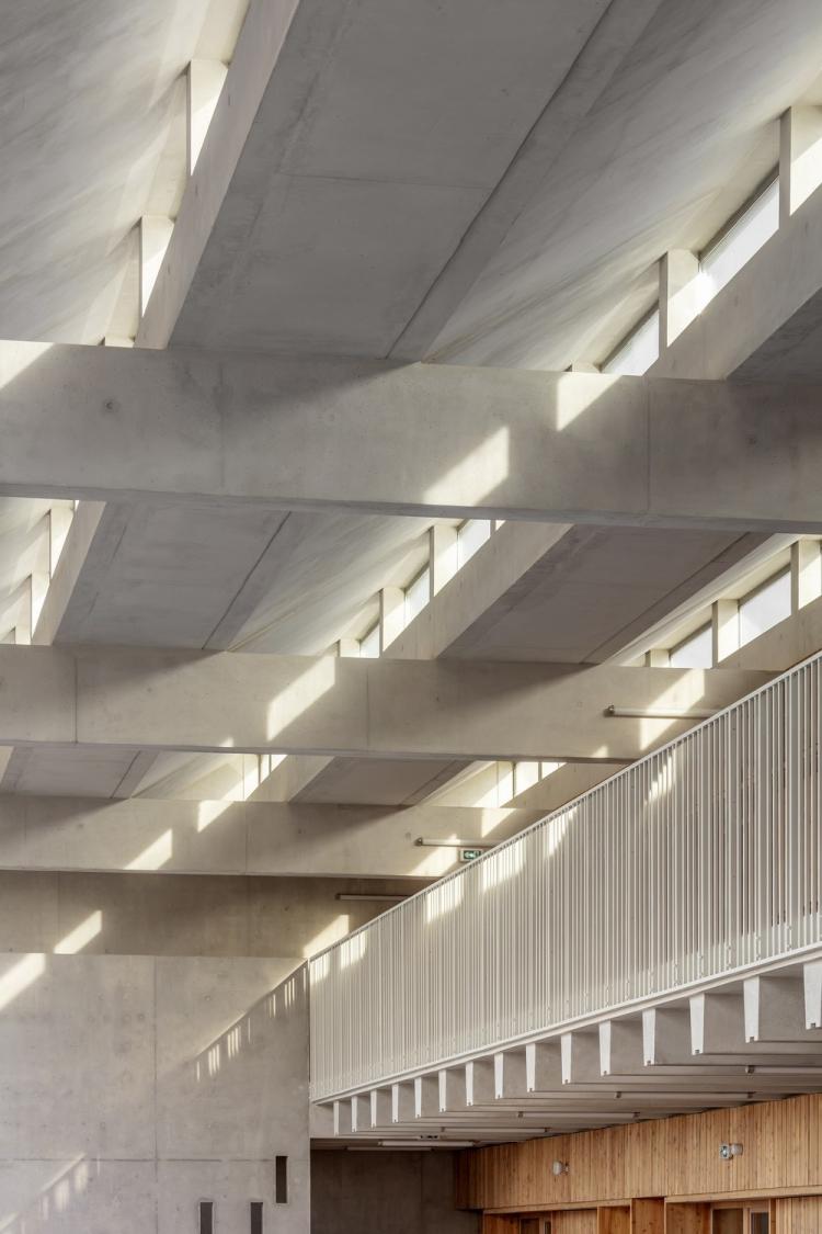 BIM建筑|马赛矿石小学‘Antoine de Ruffi“,雕塑般外表下隐藏温暖小舒适 建筑鉴赏 第22张-BIM建筑网 BIM建筑|马赛矿石小学‘Antoine de Ruffi“,雕塑般外表下隐藏温暖小舒适 建筑鉴赏 第22张