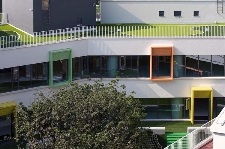 BIM建筑|成都麓湖哈密尔顿小学与幼儿园 / 非寻建筑 建筑鉴赏 第14张-BIM建筑网 BIM建筑|成都麓湖哈密尔顿小学与幼儿园 / 非寻建筑 建筑鉴赏 第14张
