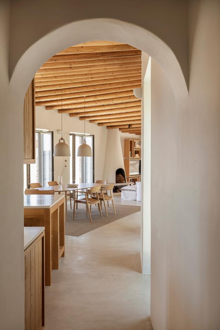 BIM建筑|隐藏在希腊塞里夫斯山地间的石墙小屋 建筑鉴赏 第18张-BIM建筑网 BIM建筑|隐藏在希腊塞里夫斯山地间的石墙小屋 建筑鉴赏 第18张