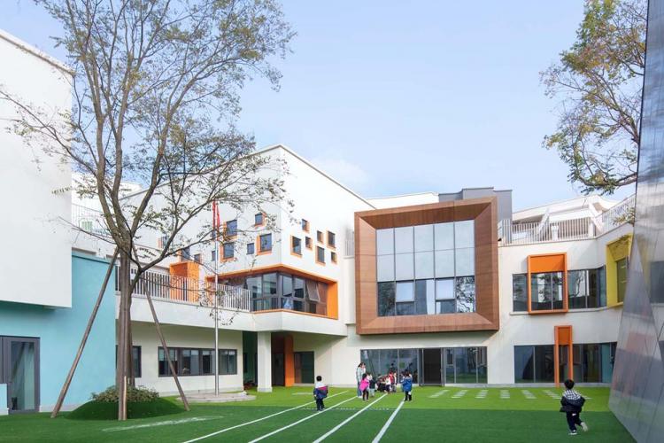 BIM建筑|成都麓湖哈密尔顿小学与幼儿园 / 非寻建筑 建筑鉴赏 第8张-BIM建筑网 BIM建筑|成都麓湖哈密尔顿小学与幼儿园 / 非寻建筑 建筑鉴赏 第8张