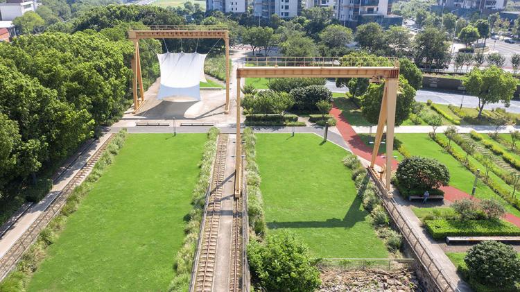 BIM建筑|江阴市滨江公园 中国,江苏 / BAU建筑与城市设计事务所 建筑鉴赏 第14张-BIM建筑网 BIM建筑|江阴市滨江公园 中国,江苏 / BAU建筑与城市设计事务所 建筑鉴赏 第14张
