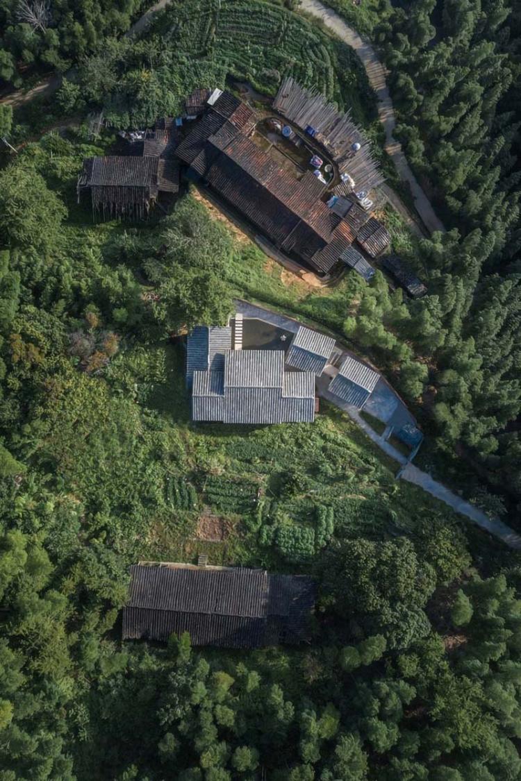 BIM建筑|古杏山舍民宿 / 厦门泛华·回应建筑工作室 建筑鉴赏 第9张-BIM建筑网 BIM建筑|古杏山舍民宿 / 厦门泛华·回应建筑工作室 建筑鉴赏 第9张