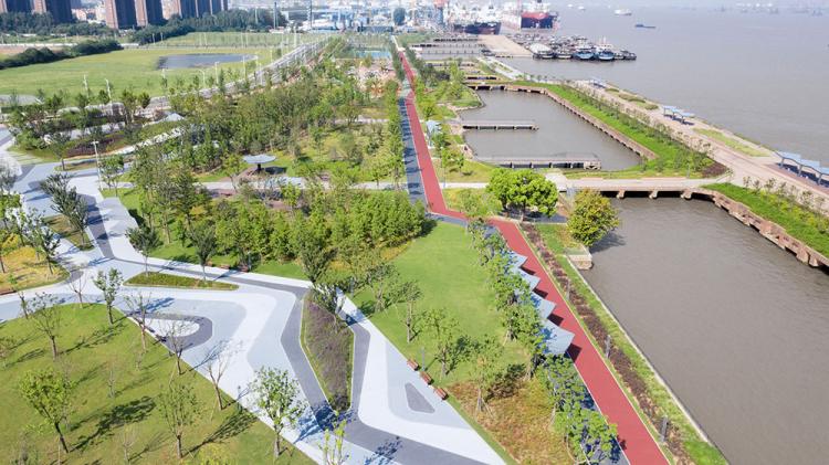 BIM建筑|江阴市滨江公园 中国,江苏 / BAU建筑与城市设计事务所 建筑鉴赏 第2张-BIM建筑网 BIM建筑|江阴市滨江公园 中国,江苏 / BAU建筑与城市设计事务所 建筑鉴赏 第2张