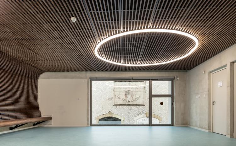 BIM建筑|马赛矿石小学‘Antoine de Ruffi“,雕塑般外表下隐藏温暖小舒适 建筑鉴赏 第33张-BIM建筑网 BIM建筑|马赛矿石小学‘Antoine de Ruffi“,雕塑般外表下隐藏温暖小舒适 建筑鉴赏 第33张