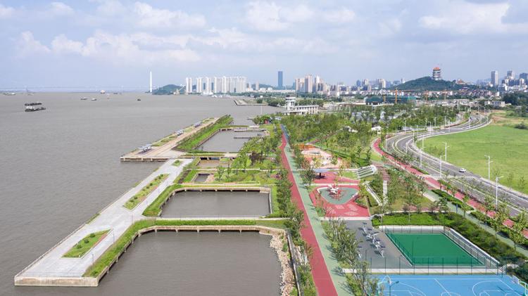 BIM建筑|江阴市滨江公园 中国,江苏 / BAU建筑与城市设计事务所 建筑鉴赏 第20张-BIM建筑网 BIM建筑|江阴市滨江公园 中国,江苏 / BAU建筑与城市设计事务所 建筑鉴赏 第20张