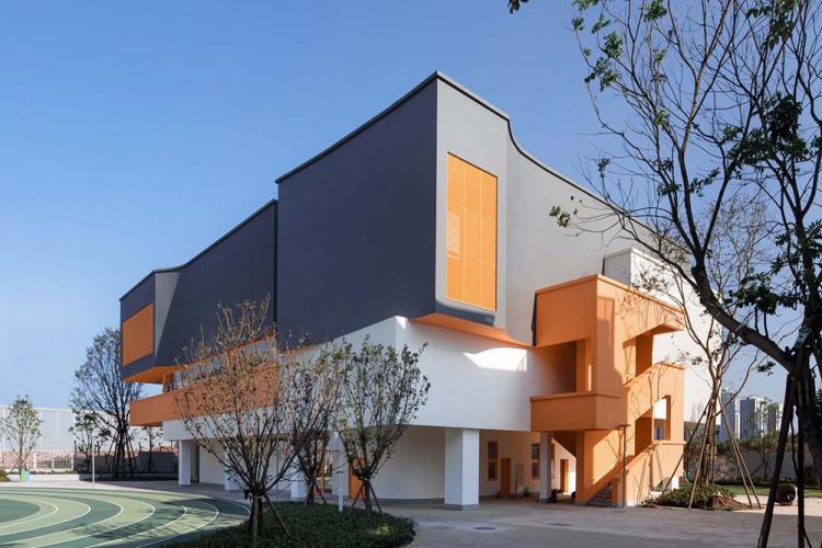 BIM建筑|成都麓湖哈密尔顿小学与幼儿园 / 非寻建筑 建筑鉴赏 第26张-BIM建筑网 BIM建筑|成都麓湖哈密尔顿小学与幼儿园 / 非寻建筑 建筑鉴赏 第26张