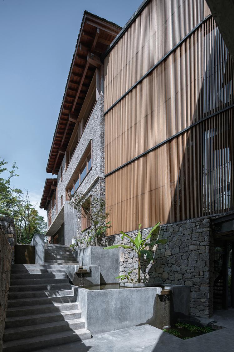 BIM建筑|马儿山村·林语山房民宿酒店,湖南,张家界 / 尌林建筑设计事务所 BIM建筑|马儿山村·林语山房民宿酒店,湖南,张家界 / 尌林建筑设计事务所