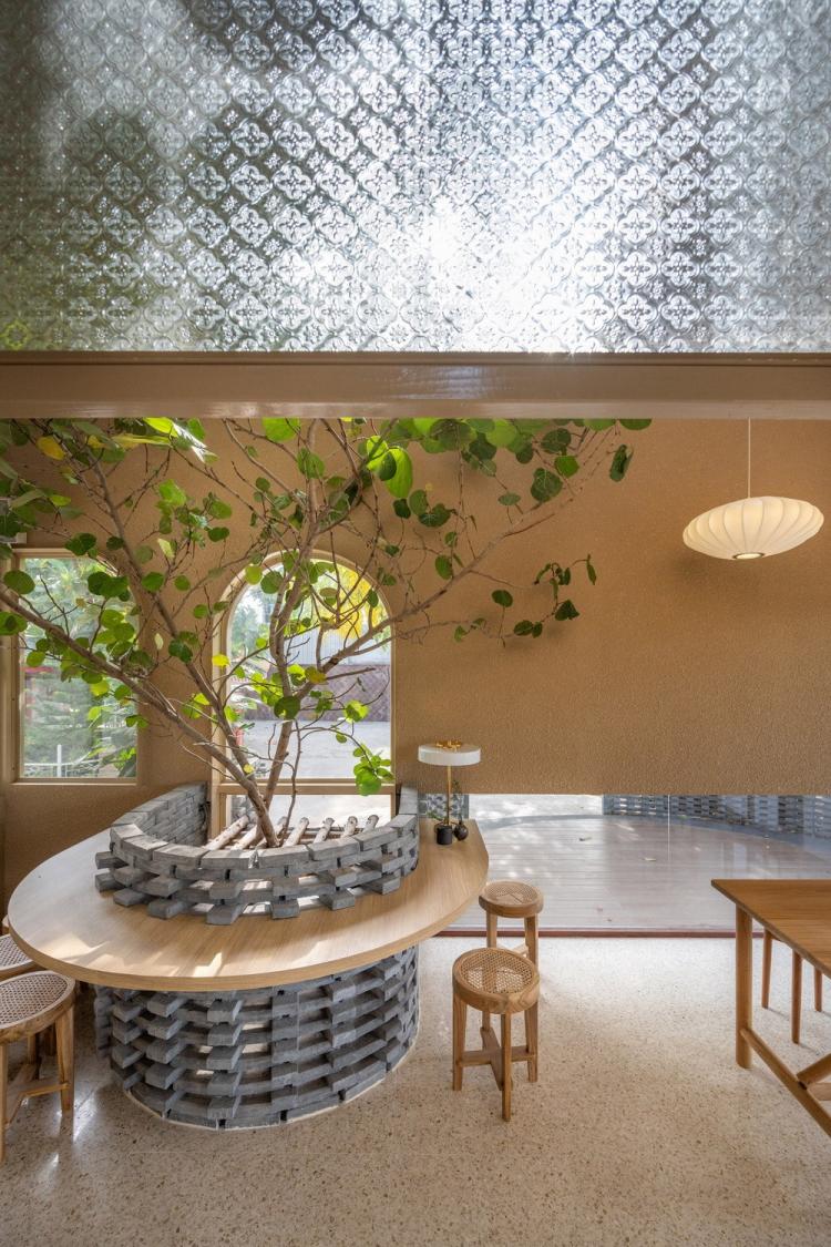 BIM建筑|阿瑜陀耶特瓦咖啡馆 / BodinChapa Architects 建筑鉴赏 第8张-BIM建筑网 BIM建筑|阿瑜陀耶特瓦咖啡馆 / BodinChapa Architects 建筑鉴赏 第8张