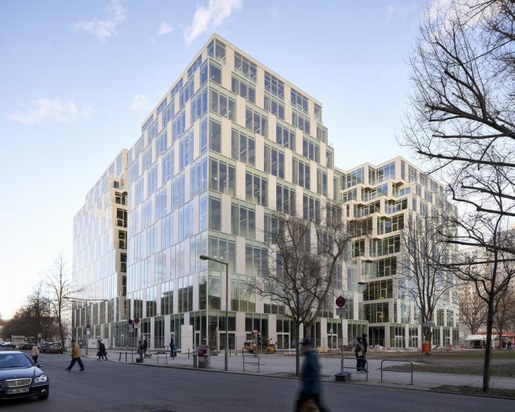 BIM建筑|递进立面,柏林上城综合体UP! Berlin / JASPER ARCHITECTS BIM建筑|递进立面,柏林上城综合体UP! Berlin / JASPER ARCHITECTS