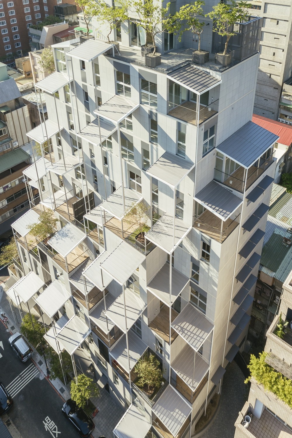 BIM建筑|‘台北屋顶’住宅 / 平田晃久建筑设计事务所 BIM建筑|‘台北屋顶’住宅 / 平田晃久建筑设计事务所