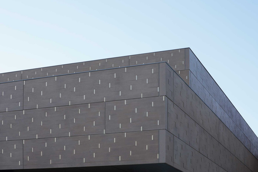 BIM建筑|探访更新后的京都市京瓷美术馆/Jun Aoki x Tezzo Nishizawa BIM建筑|探访更新后的京都市京瓷美术馆/Jun Aoki x Tezzo Nishizawa
