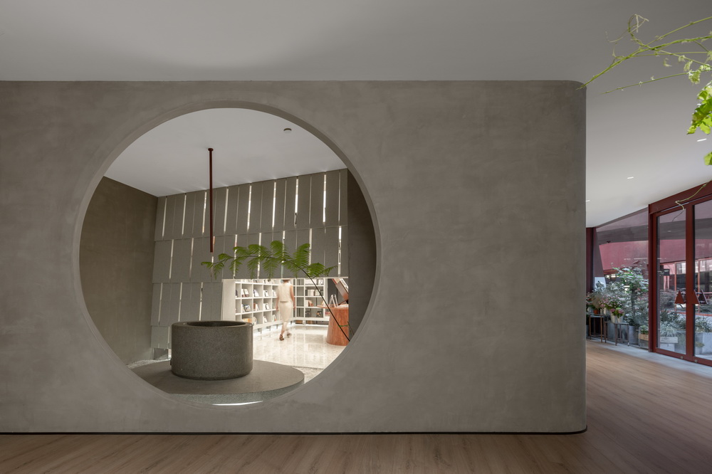 BIM建筑|将大酉山和小酉山藏于让努维尔的红色街道中/Wutopia Lab·俞挺 BIM建筑|将大酉山和小酉山藏于让努维尔的红色街道中/Wutopia Lab·俞挺