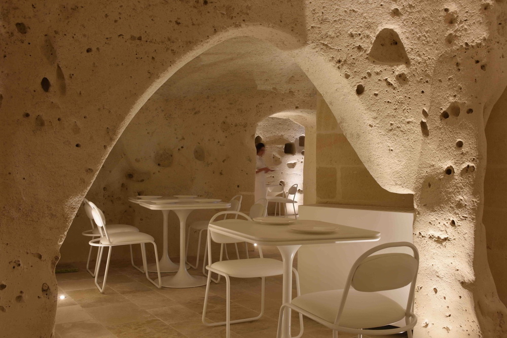 BIM建筑|Aquatio 洞穴酒店与水疗中心 / Simone Micheli BIM建筑|Aquatio 洞穴酒店与水疗中心 / Simone Micheli