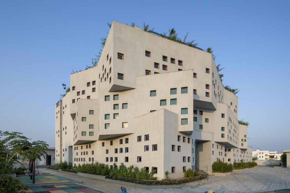 BIM建筑|灵感来源于动画片里的三角奶酪!/SferaBlu Architects BIM建筑|灵感来源于动画片里的三角奶酪!/SferaBlu Architects