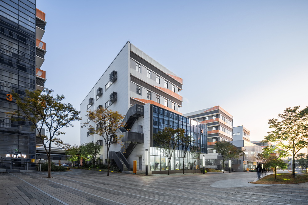 BIM建筑|国内首个专业电商产业园:菜鸟金义电商产业园 / 筑博设计·北京公司 BIM建筑|国内首个专业电商产业园:菜鸟金义电商产业园 / 筑博设计·北京公司