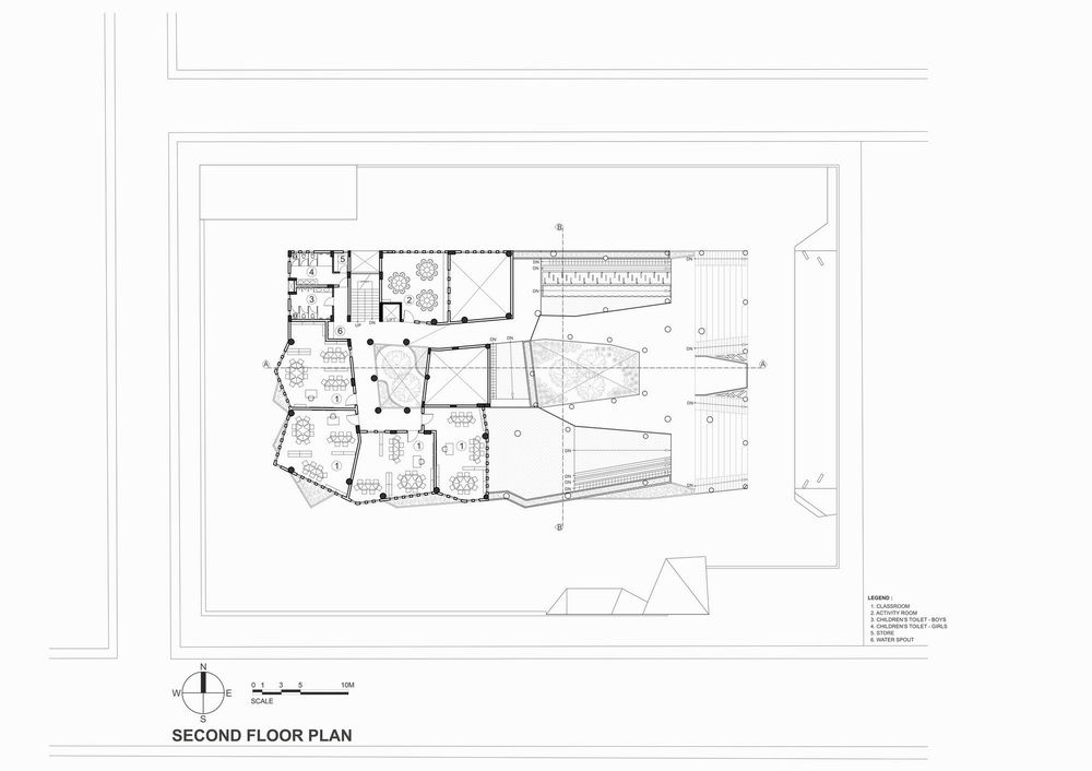 BIM建筑|灵感来源于动画片里的三角奶酪!/SferaBlu Architects BIM建筑|灵感来源于动画片里的三角奶酪!/SferaBlu Architects