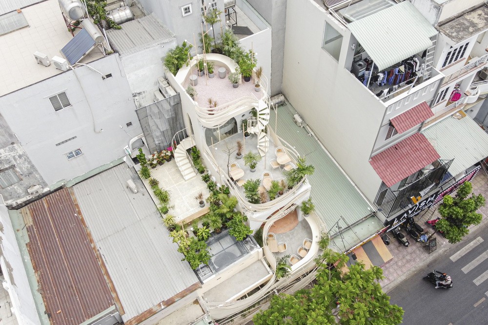 BIM建筑|越南鸟巢咖啡店/ Red5studio+Ben Decor BIM建筑|越南鸟巢咖啡店/ Red5studio+Ben Decor