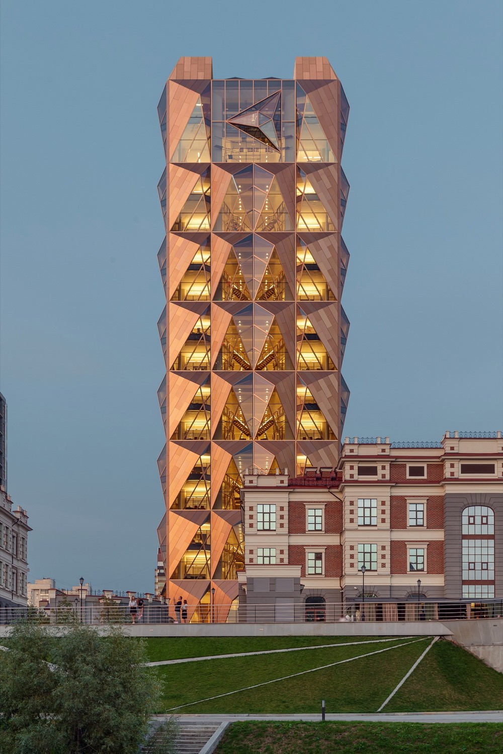 BIM建筑|俄罗斯铜业公司总部 / 福斯特建筑事务所 BIM建筑|俄罗斯铜业公司总部 / 福斯特建筑事务所