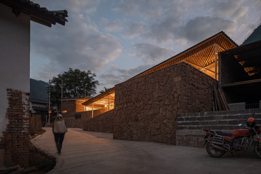 BIM建筑|永安扶贫乡村公共空间营造 / 同济大学建筑设计研究院 BIM建筑|永安扶贫乡村公共空间营造 / 同济大学建筑设计研究院