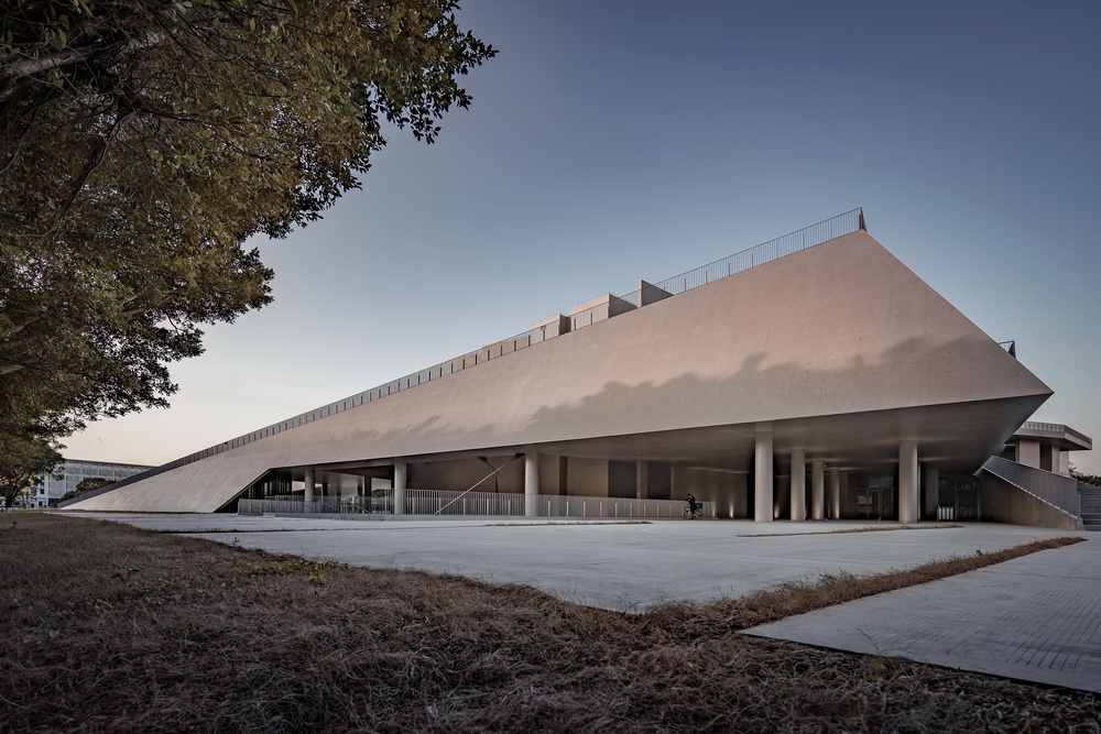 BIM建筑|中山大学珠海校区体育馆/BIAD华南设计中心 BIM建筑|中山大学珠海校区体育馆/BIAD华南设计中心