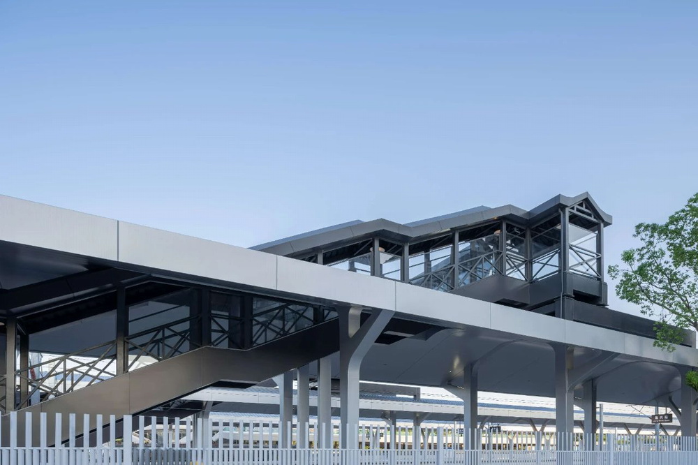 BIM建筑|“森林中的火车站”:嘉兴火车站启用通车/MAD BIM建筑|“森林中的火车站”:嘉兴火车站启用通车/MAD