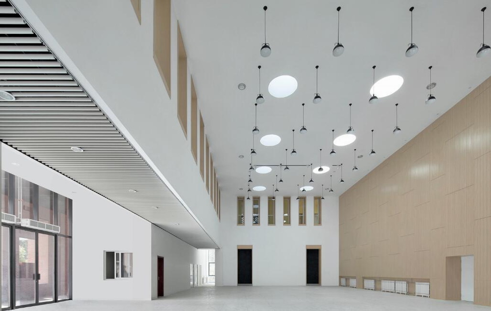 BIM建筑|清华大学南区食堂及就业指导中心 / 清华大学建筑学院素朴建筑工作室 BIM建筑|清华大学南区食堂及就业指导中心 / 清华大学建筑学院素朴建筑工作室