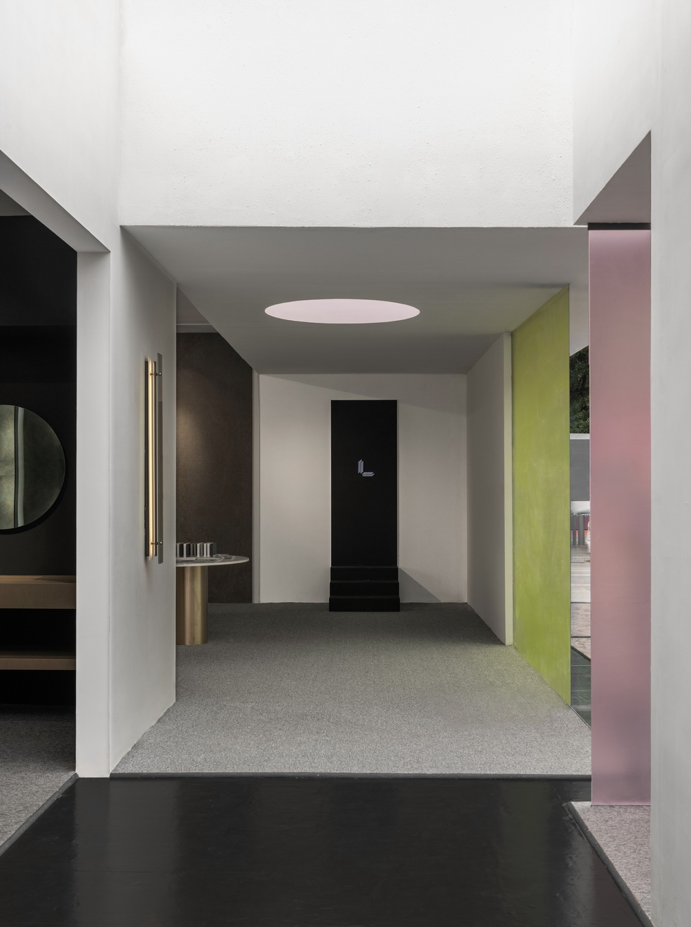 BIM建筑|将至上主义绘画转译成三维空间:层岩叠影展厅/朴居设计研究室 BIM建筑|将至上主义绘画转译成三维空间:层岩叠影展厅/朴居设计研究室