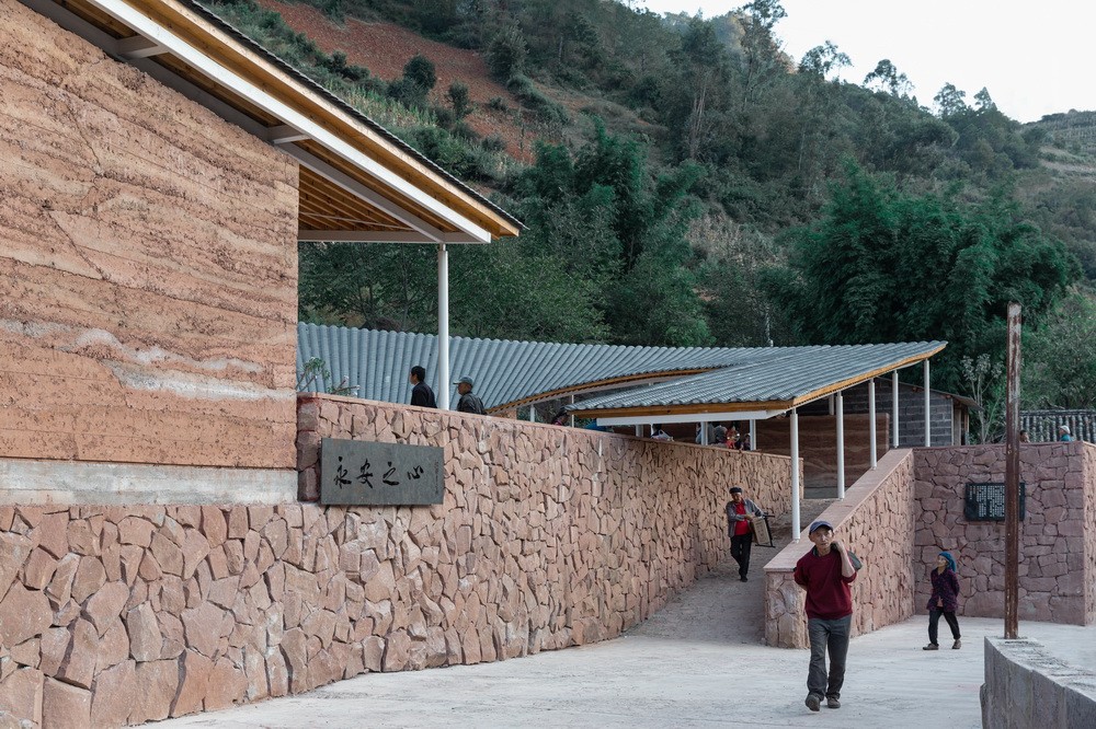 BIM建筑|永安扶贫乡村公共空间营造 / 同济大学建筑设计研究院 BIM建筑|永安扶贫乡村公共空间营造 / 同济大学建筑设计研究院