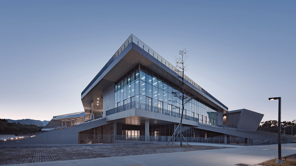 BIM建筑|中山大学珠海校区体育馆/BIAD华南设计中心 BIM建筑|中山大学珠海校区体育馆/BIAD华南设计中心