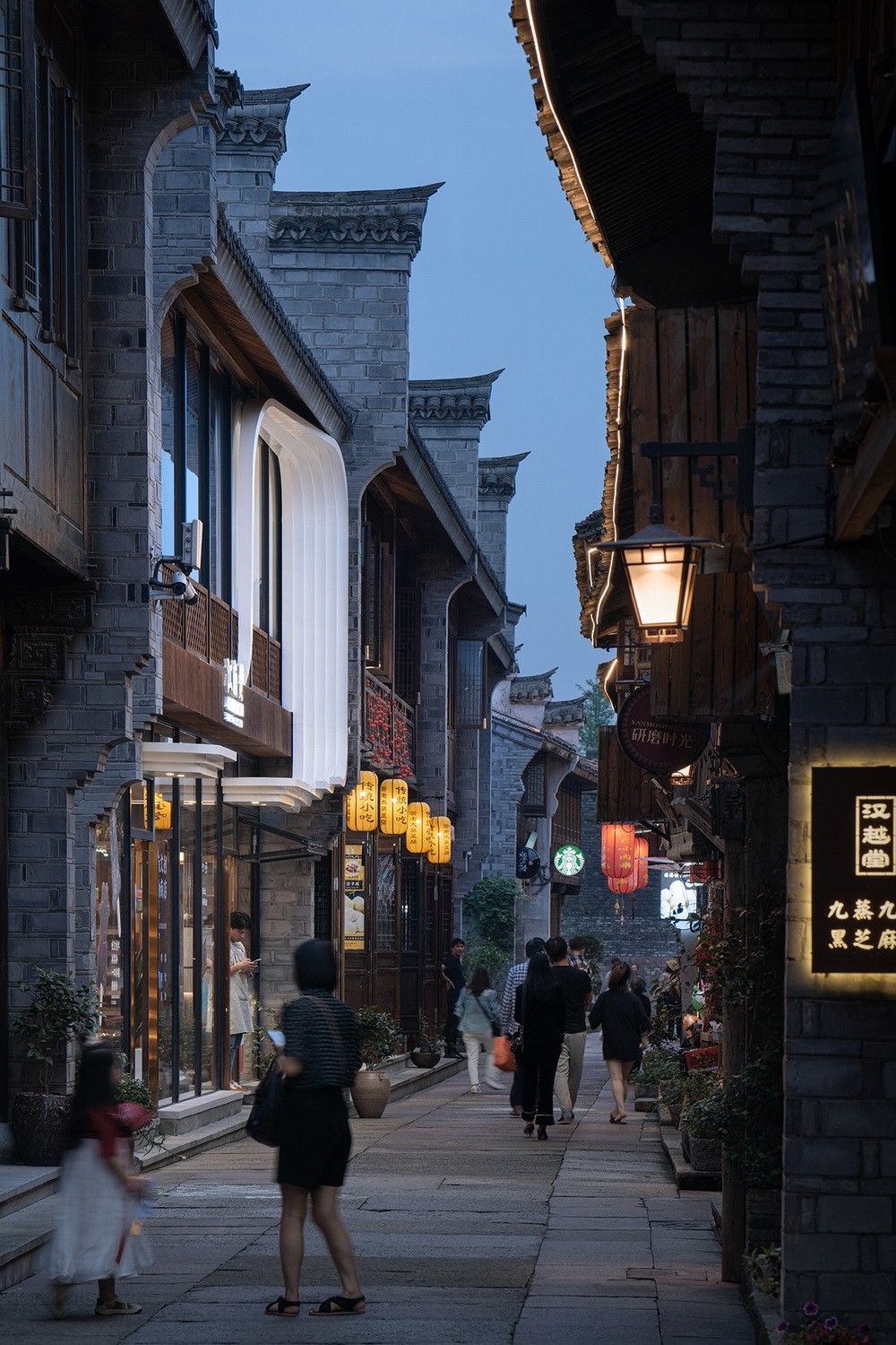 BIM建筑|新零售→古城后“浪”江南赞 /零壹城市 BIM建筑|新零售→古城后“浪”江南赞 /零壹城市
