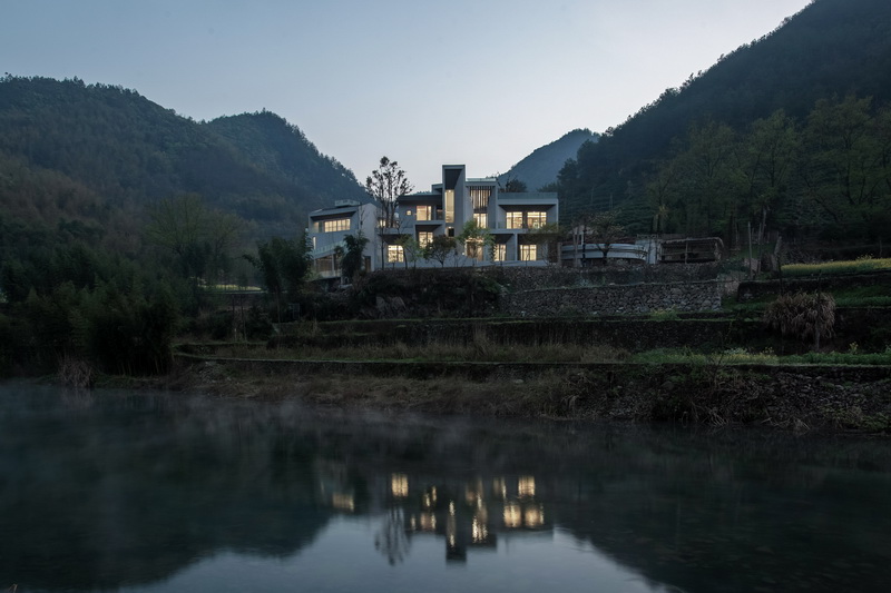BIM建筑|山涧房 / 来建筑设计工作室 BIM建筑|山涧房 / 来建筑设计工作室
