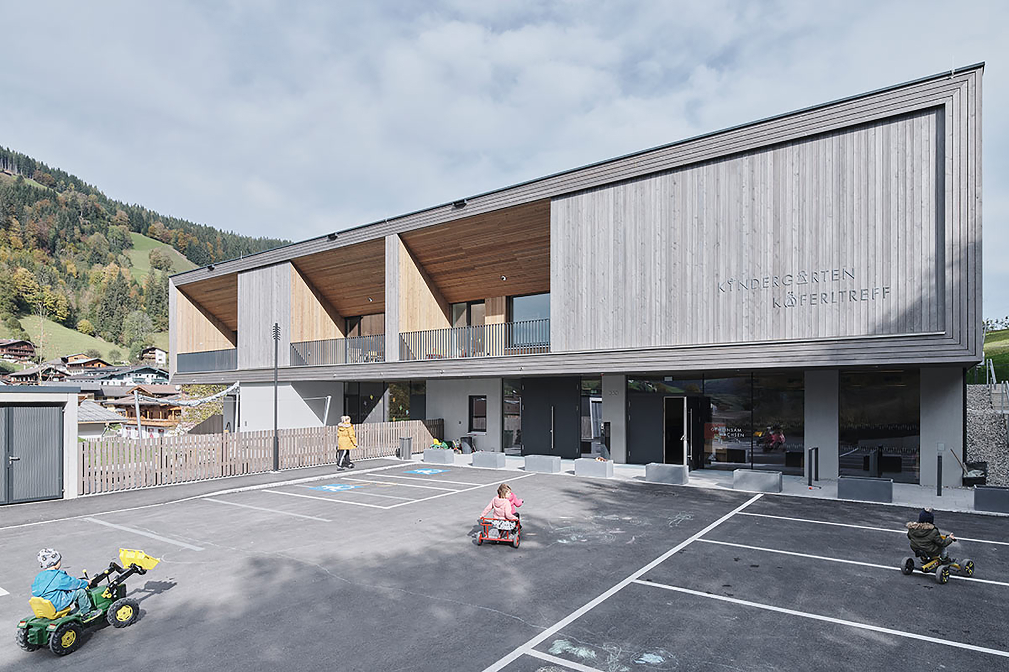 BIM建筑|威尔德舍瑙的托儿所和日托班 / Unisono Architekten + Kraft:Werk Architektur BIM建筑|威尔德舍瑙的托儿所和日托班 / Unisono Architekten + Kraft:Werk Architektur