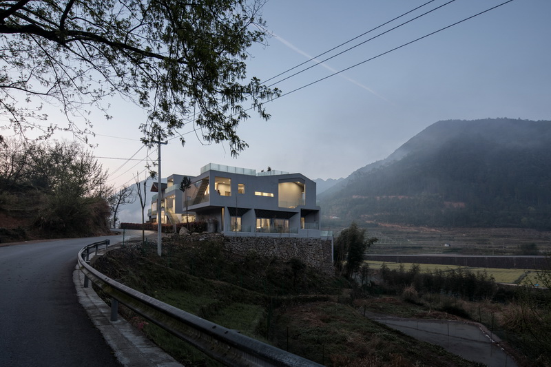 BIM建筑|山涧房 / 来建筑设计工作室 BIM建筑|山涧房 / 来建筑设计工作室
