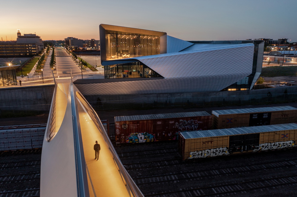 BIM建筑|公园联合大桥 / Diller Scofidio + Renfro BIM建筑|公园联合大桥 / Diller Scofidio + Renfro