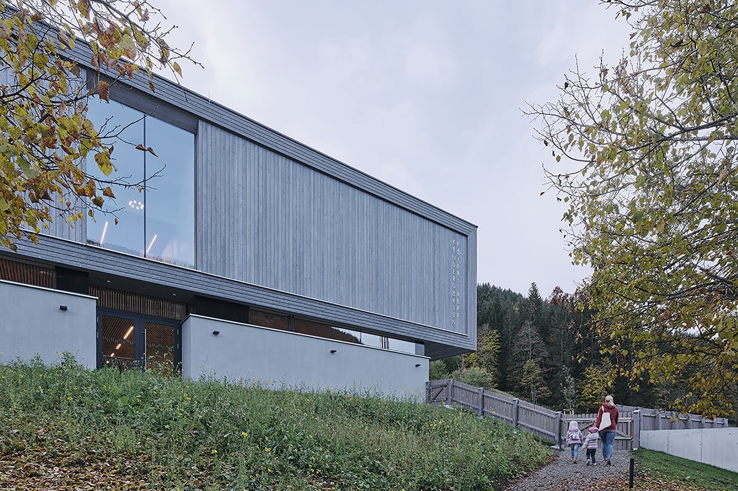 BIM建筑|威尔德舍瑙的托儿所和日托班 / Unisono Architekten + Kraft:Werk Architektur BIM建筑|威尔德舍瑙的托儿所和日托班 / Unisono Architekten + Kraft:Werk Architektur