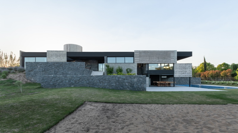 BIM建筑|Mono 住宅 / Patio Estudio BIM建筑|Mono 住宅 / Patio Estudio