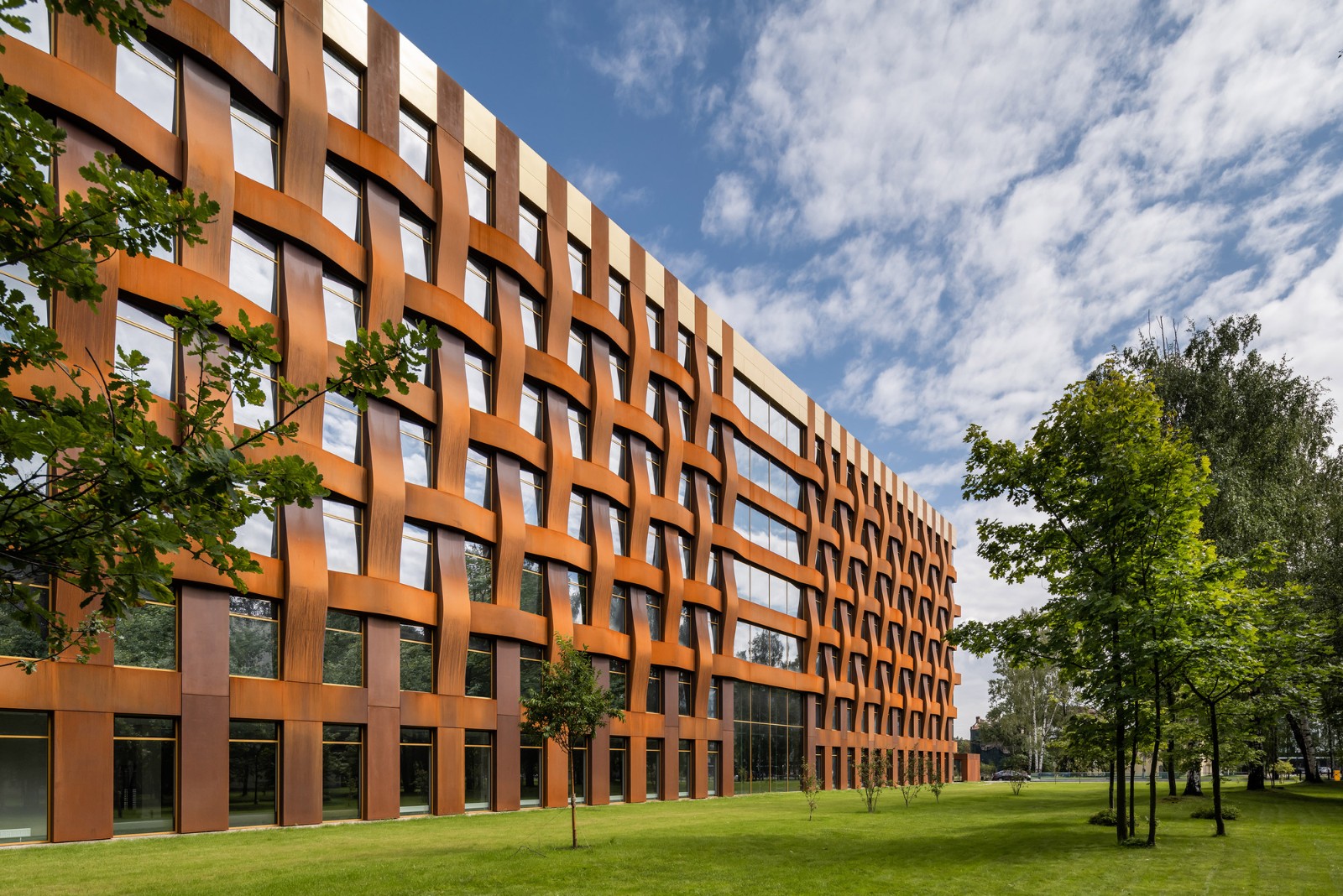 BIM建筑|Ferrum 1 办公大楼 / Tchoban Voss Architekten BIM建筑|Ferrum 1 办公大楼 / Tchoban Voss Architekten