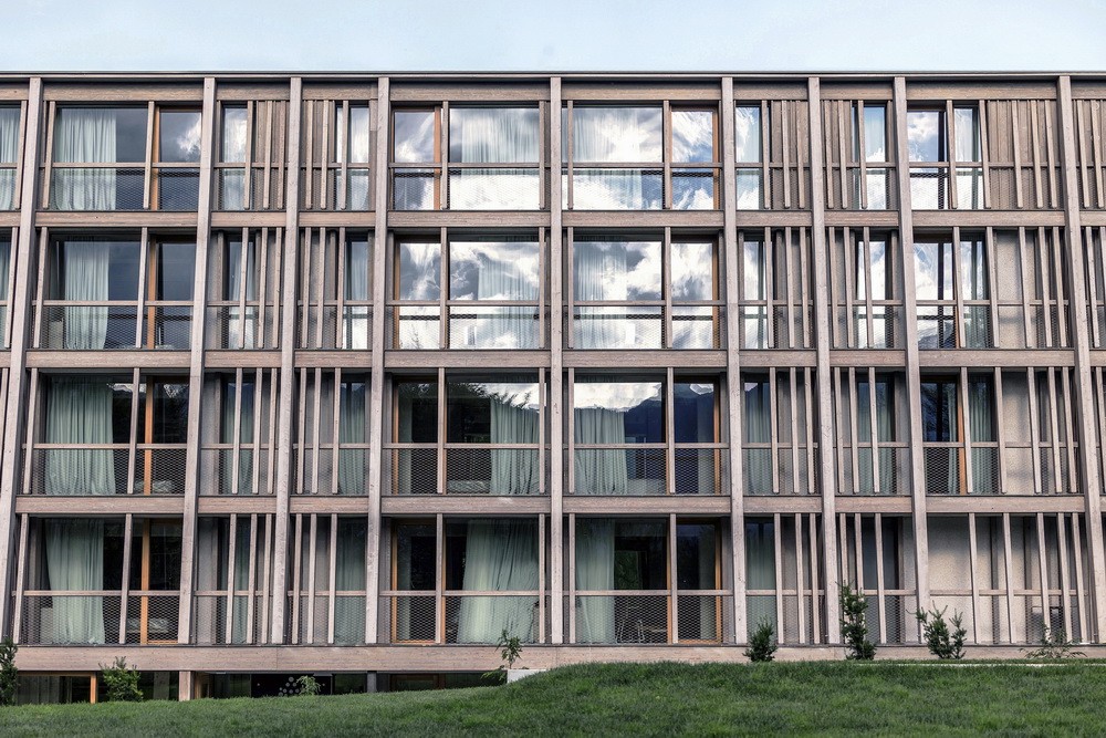 BIM建筑|Bohinj 酒店重建,文脉传承 / OFIS Architects BIM建筑|Bohinj 酒店重建,文脉传承 / OFIS Architects