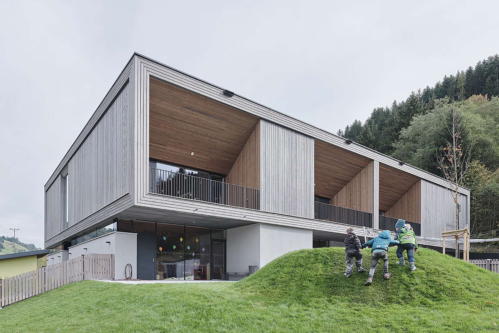 BIM建筑|威尔德舍瑙的托儿所和日托班 / Unisono Architekten + Kraft:Werk Architektur BIM建筑|威尔德舍瑙的托儿所和日托班 / Unisono Architekten + Kraft:Werk Architektur