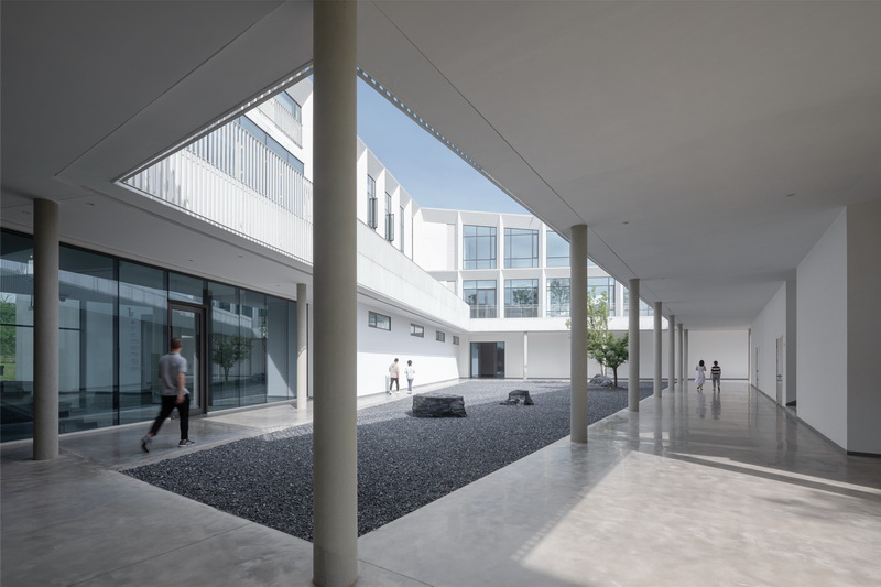 BIM建筑|顺势而为的空间赋形,浙江建德空港航空产学研基地/gad杰地设计 BIM建筑|顺势而为的空间赋形,浙江建德空港航空产学研基地/gad杰地设计