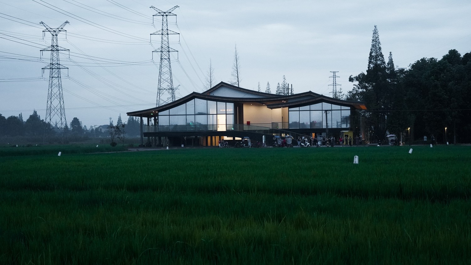 BIM建筑|最好的粮油在田间——耕田上的院子,村落中的乐园/小隐建筑事务所 BIM建筑|最好的粮油在田间——耕田上的院子,村落中的乐园/小隐建筑事务所